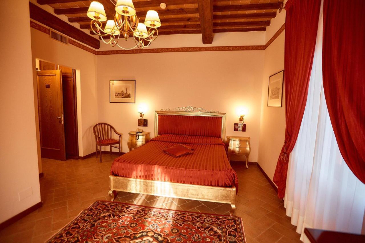 קיוזי Hotel Villa Il Patriarca מראה חיצוני תמונה