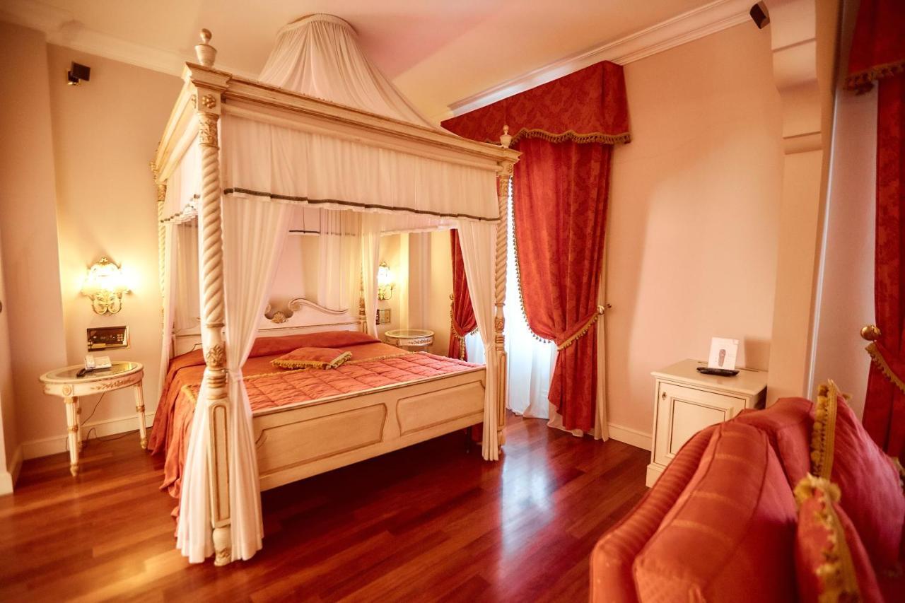 קיוזי Hotel Villa Il Patriarca מראה חיצוני תמונה
